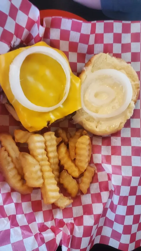 Cheeseburger with Fries